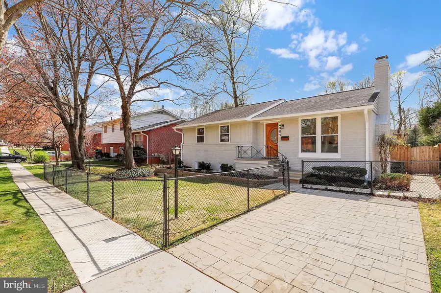 4904 Adrian St, Rockville, MD 20853 - #2