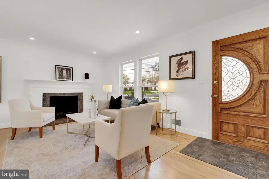 4904 Adrian St, Rockville, MD 20853 - #3