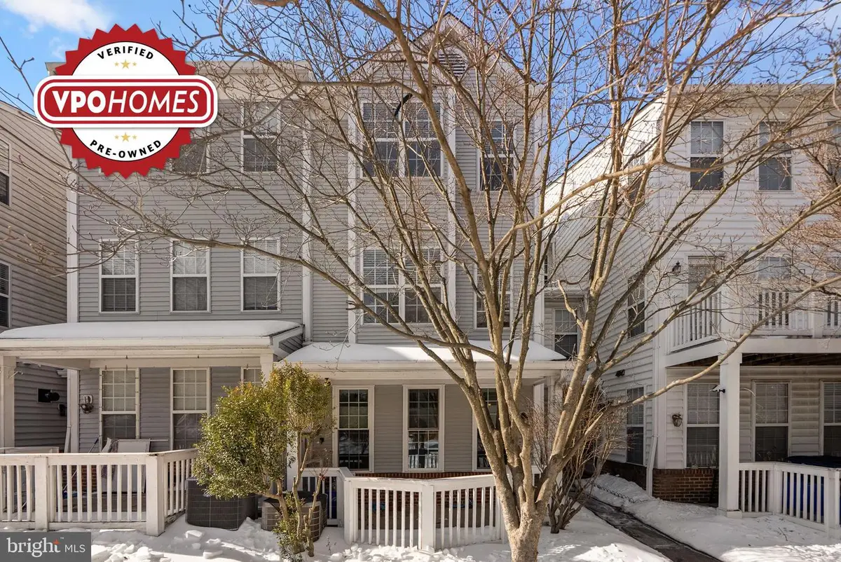 12 Crusader Ct, Germantown, MD 20874 - Image #1