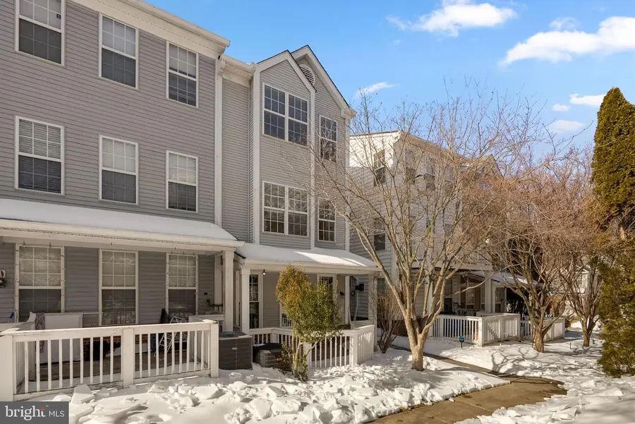 12 Crusader Ct, Germantown, MD 20874 - Image #2