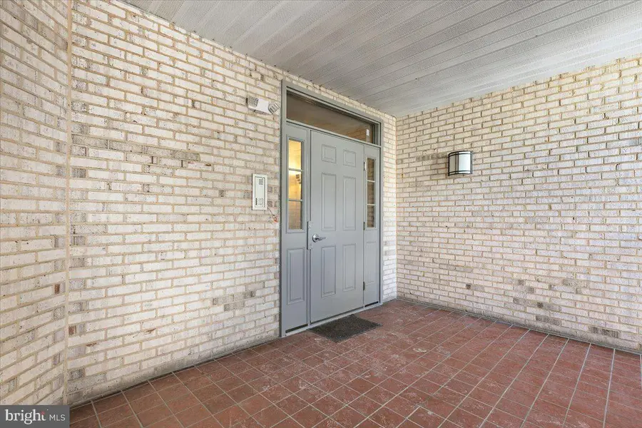 3301 Sir Thomas Dr #6-b-34, Silver Spring, MD 20904 - #3