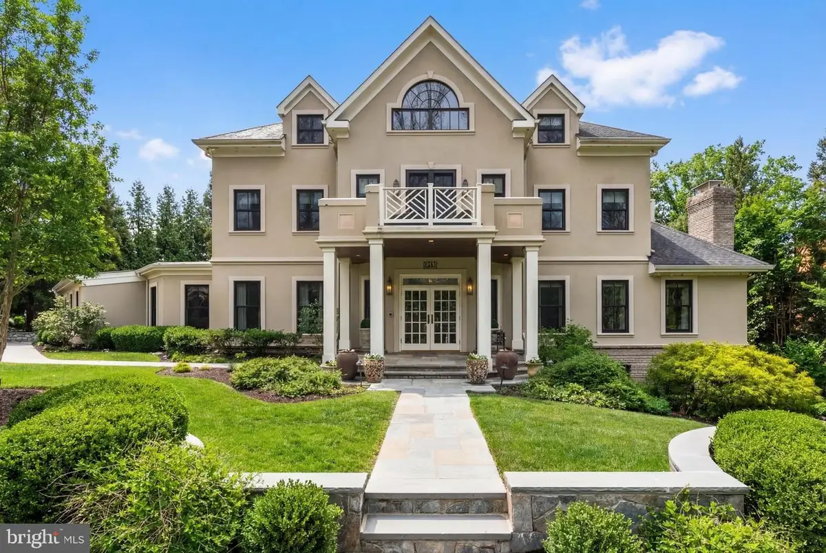 9413 Brooke Dr, Bethesda, MD 20817 - #1