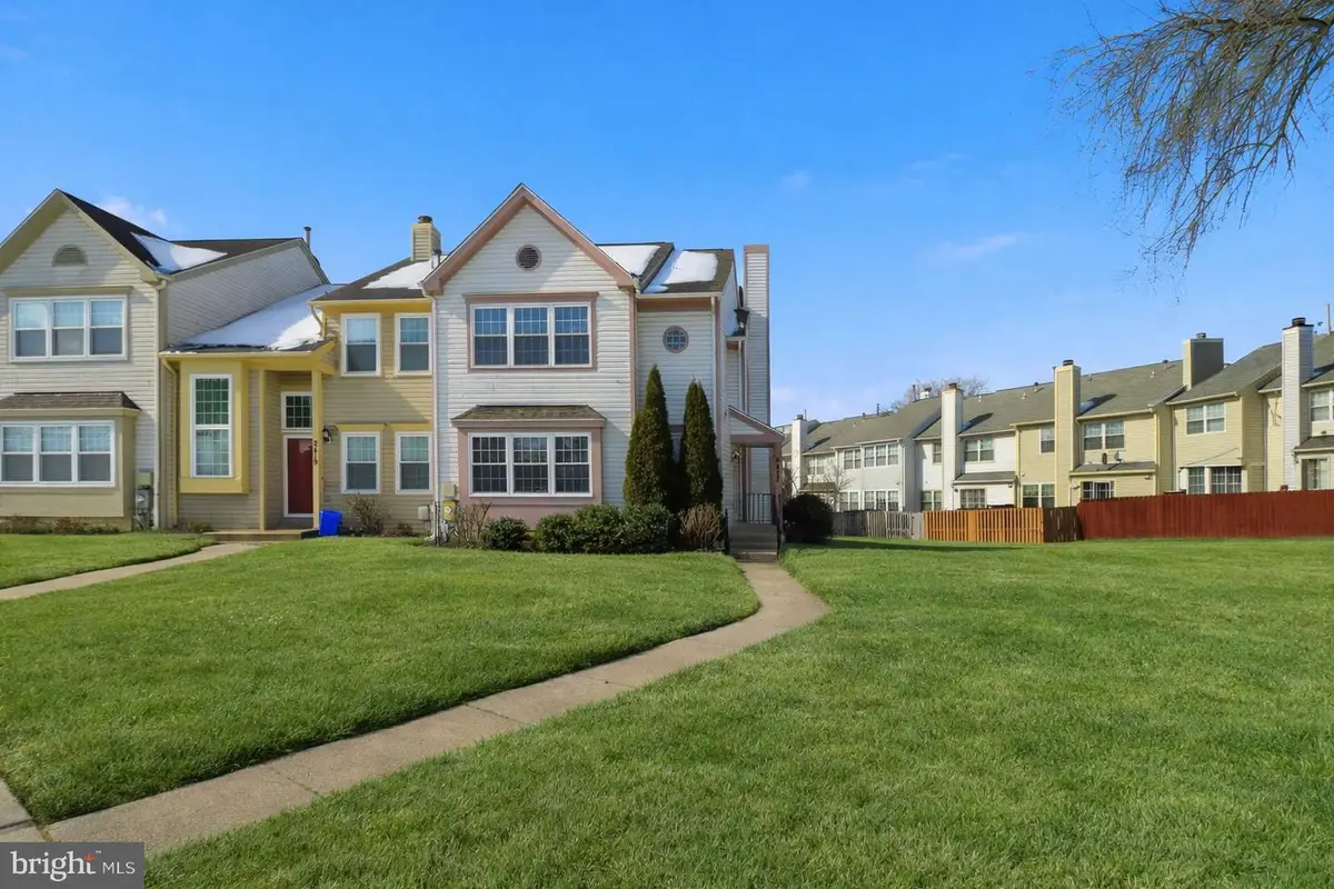 8417 Meadow Green Way, Gaithersburg, MD 20877 - #1