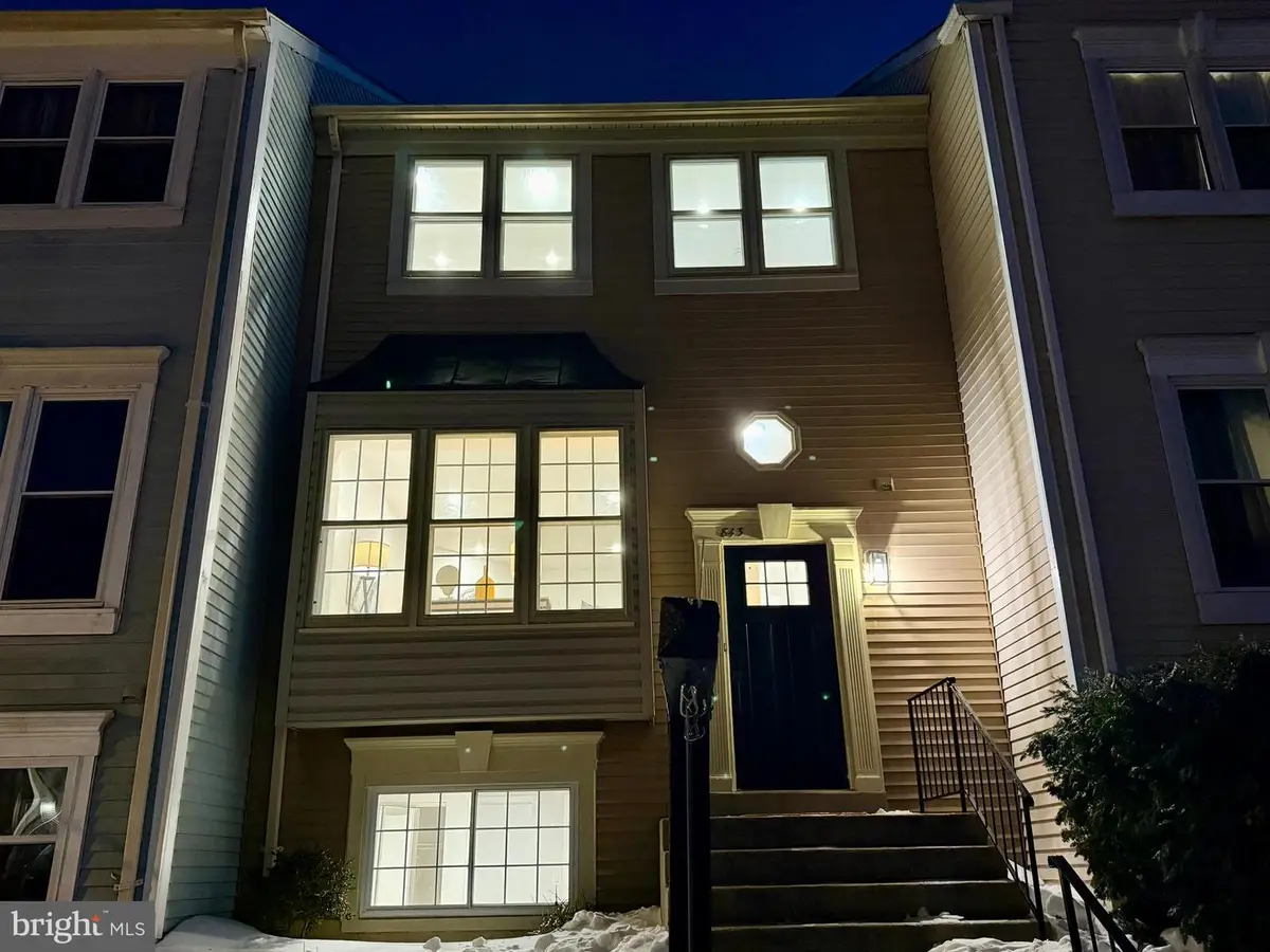 843 Flagler Dr, Gaithersburg, MD 20878 - Image #1