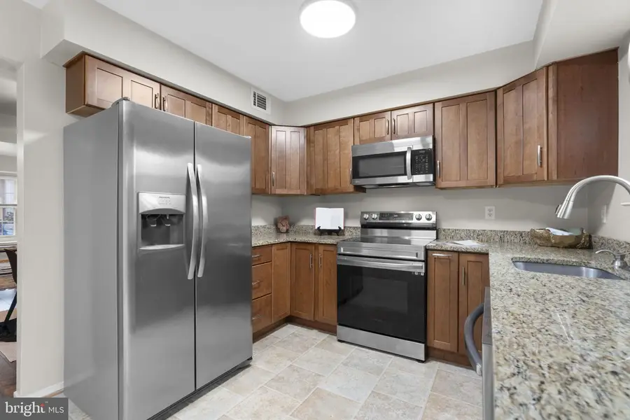 22 Cross Laurel Ct, Germantown, MD 20876 - #2