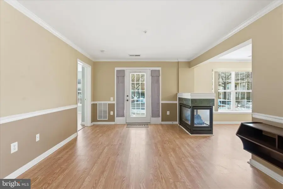 13401 Fountain Club Dr #14t-3, Germantown, MD 20874 - #3