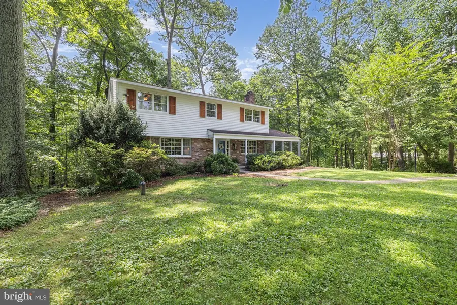 20720 Warfield Ct, Gaithersburg, MD 20882 - #2