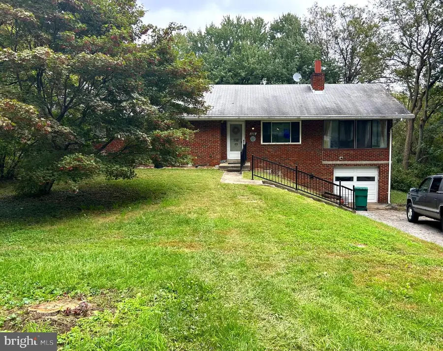 9805 Hawkins Creamery Rd, Damascus, MD 20872 - #2