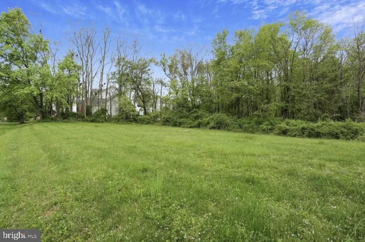 20910 Delta Dr, Gaithersburg, MD 20882 - Image #1