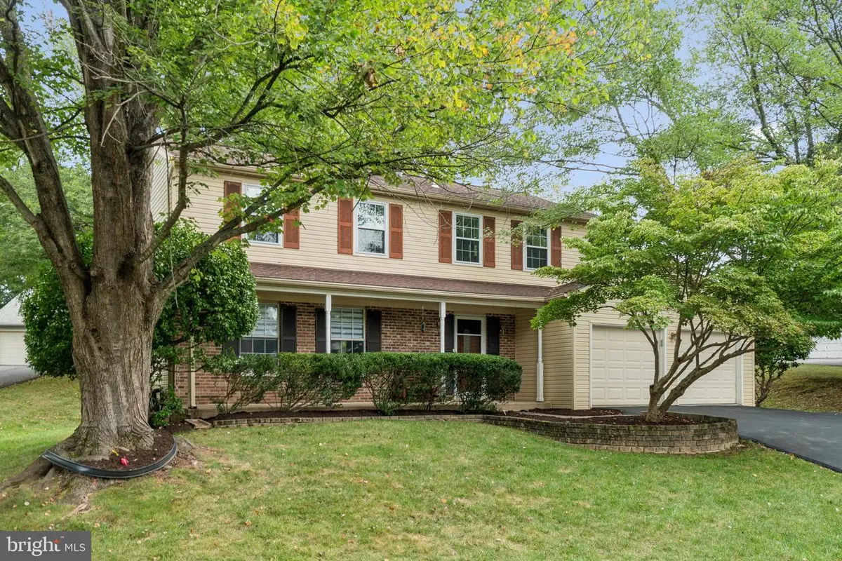 7212 Grinnell Dr, Derwood, MD 20855 - #1