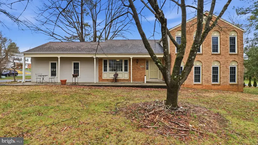 15501 Peach Leaf Ln, North Potomac, MD 20878 - #2