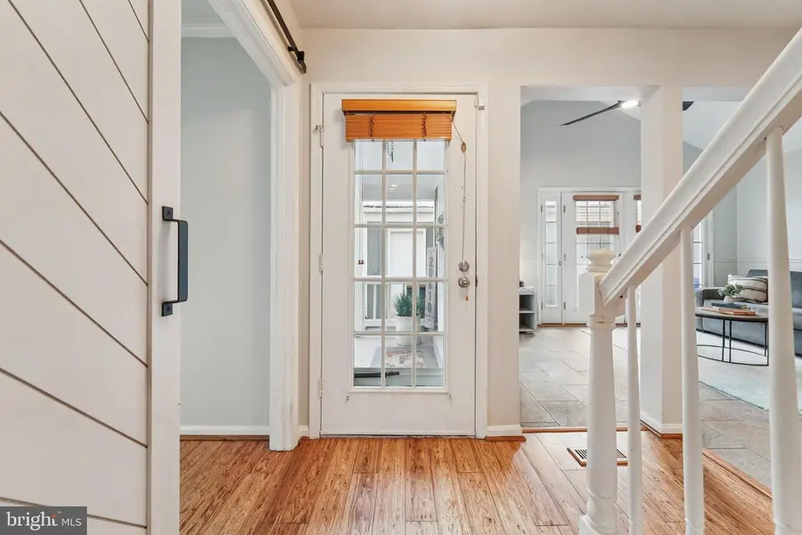 20610 Highland Hall Dr, Montgomery Village, MD 20886 - #3