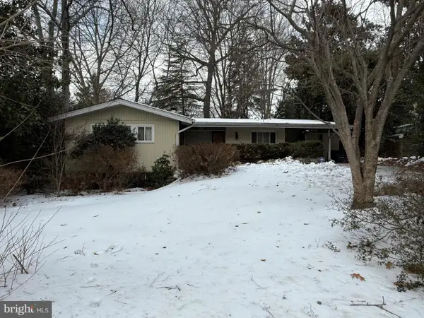 8306 Loring Dr, BETHESDA, MD 20817