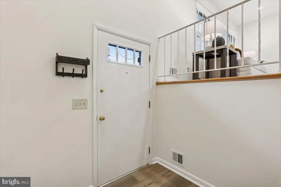 11712 Seven Locks Rd, Potomac, MD 20854 - #2