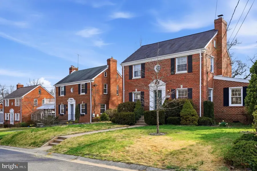 10015 Reddick Dr, Silver Spring, MD 20901 - #2