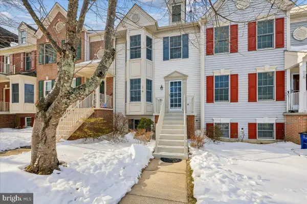 24 Steeple Ct, GERMANTOWN, MD 20874