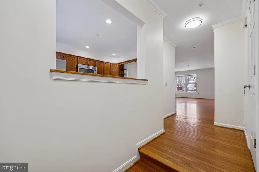 24 Steeple Ct, Germantown, MD 20874 - #3