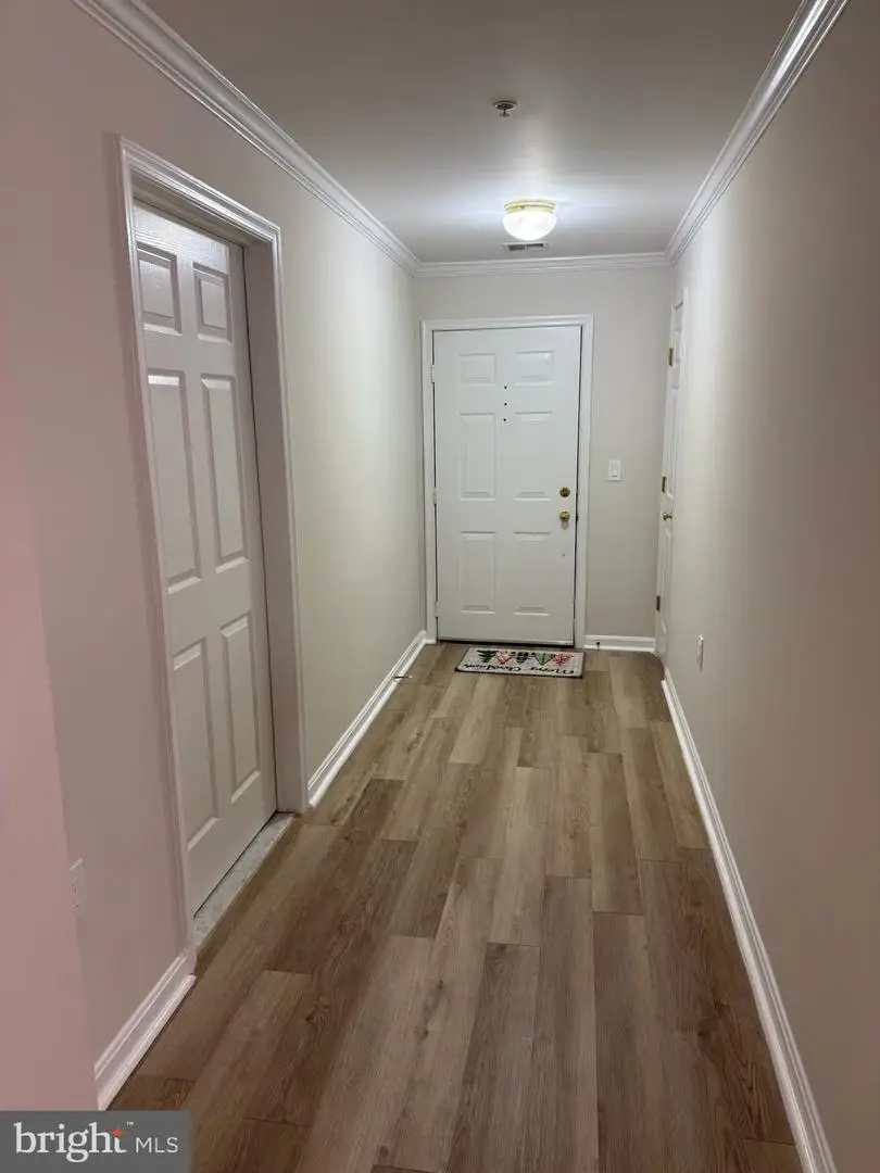 115 Timberbrook Ln #101, Gaithersburg, MD 20878 - #2