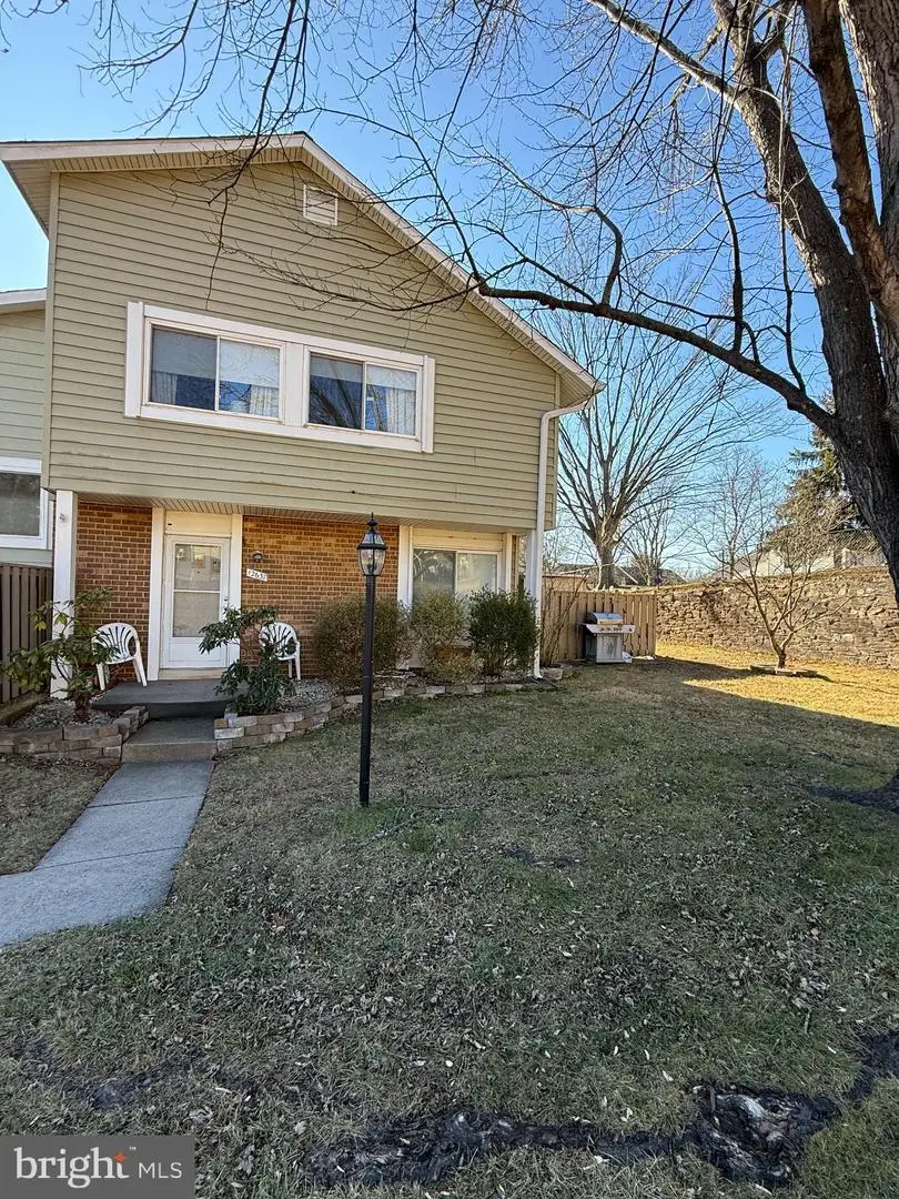 12637 Red Pepper Ct, Germantown, MD 20874 - #1