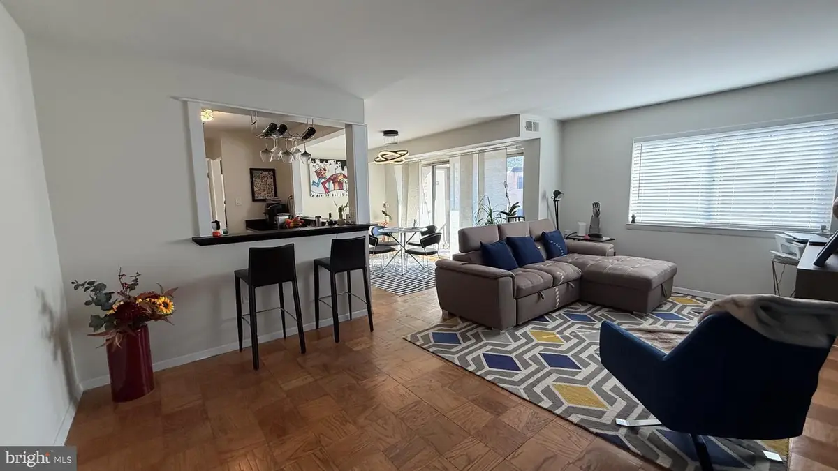 5113 Crossfield Ct #261-7, Rockville, MD 20852 - #1