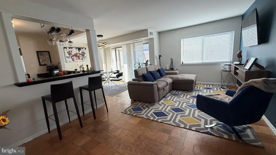 5113 Crossfield Ct #261-7, Rockville, MD 20852 - #3