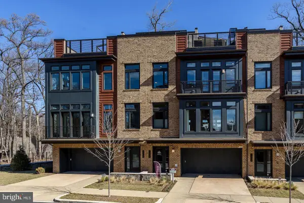 5320 Merriam St, BETHESDA, MD 20814