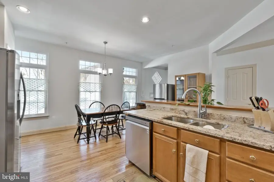 4916 Tothill Dr, Rockville, MD 20855 - #3