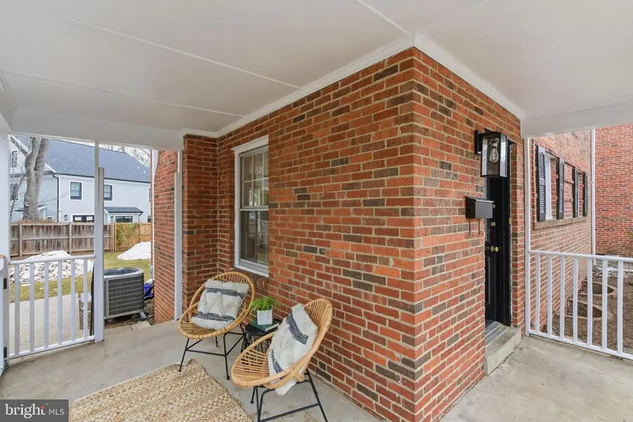 5623 Huntington Pkwy, Bethesda, MD 20814 - #2