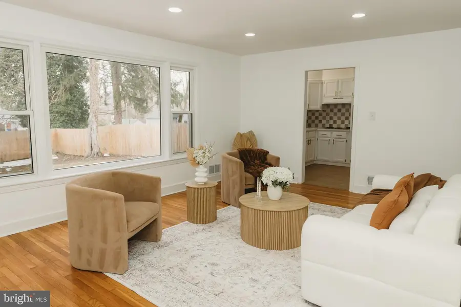 11010 Madison St, Kensington, MD 20895 - #3