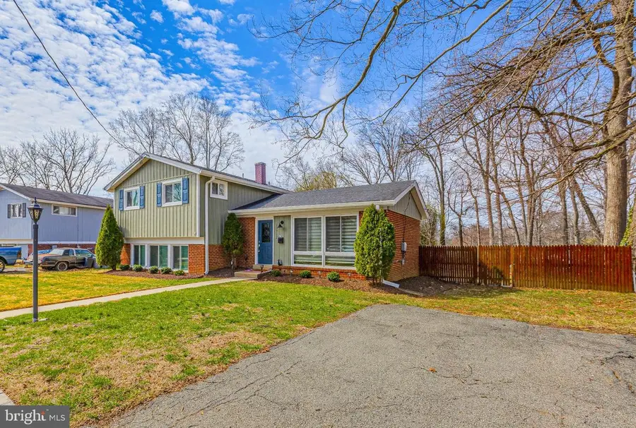 13712 Marianna Dr, Rockville, MD 20853 - #3