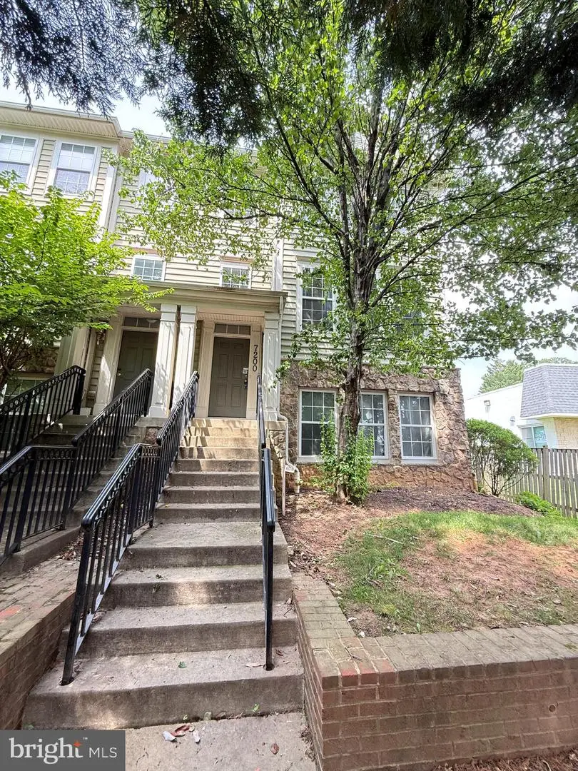 7200 Phelps Hill Ct, Derwood, MD 20855 - #1