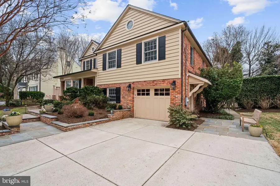 5310 Elliott Rd, Bethesda, MD 20816 - #2