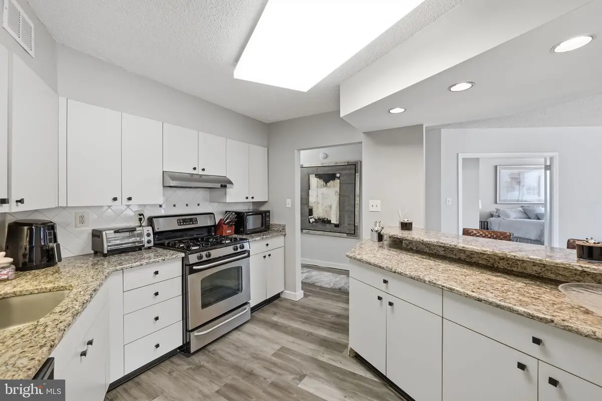 5225 Pooks Hill Rd #1401n, Bethesda, MD 20814 - #1