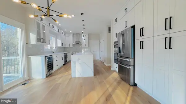 17528 Bowie Mill Rd, DERWOOD, MD 20855