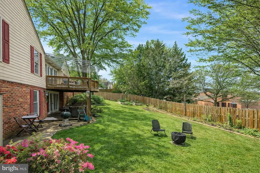 9201 Copenhaver Dr, Potomac, MD 20854 - #2