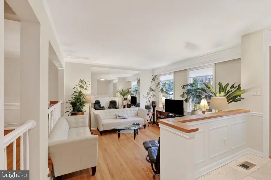 6 Bentridge Ct, Potomac, MD 20854 - #3