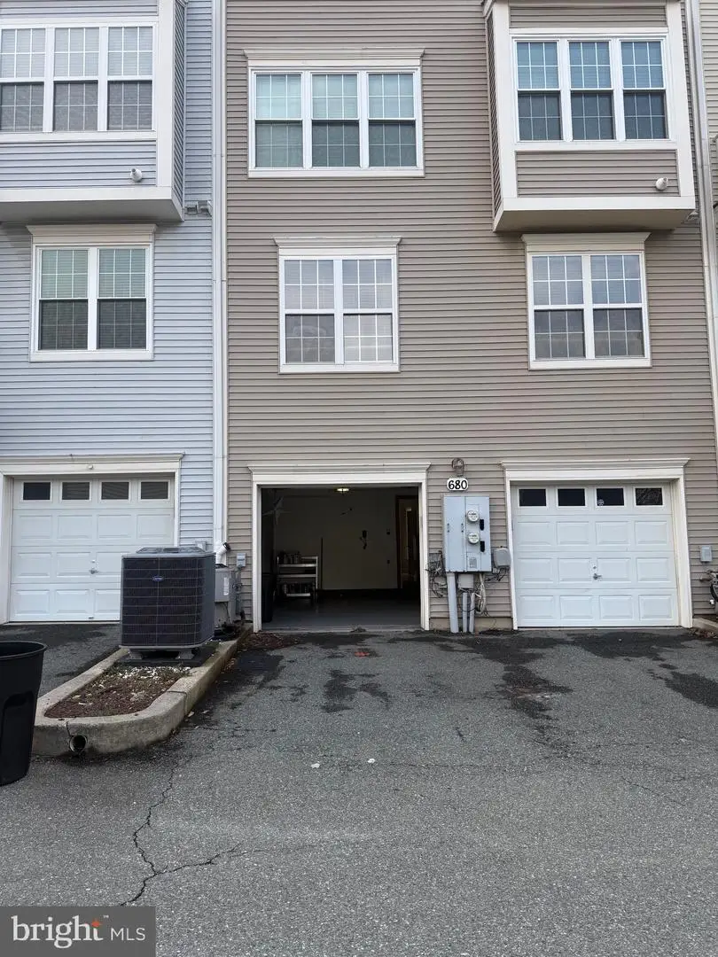 680 Orchard Ridge Dr #100, Gaithersburg, MD 20878 - #2