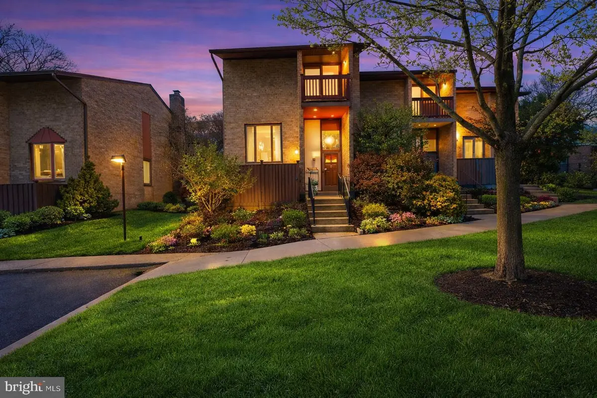 9214 Three Oaks Dr, Silver Spring, MD 20901 - #1