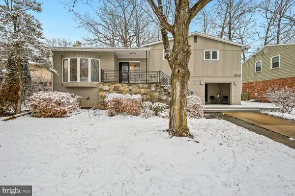 9213 Friars Rd, BETHESDA, MD 20817