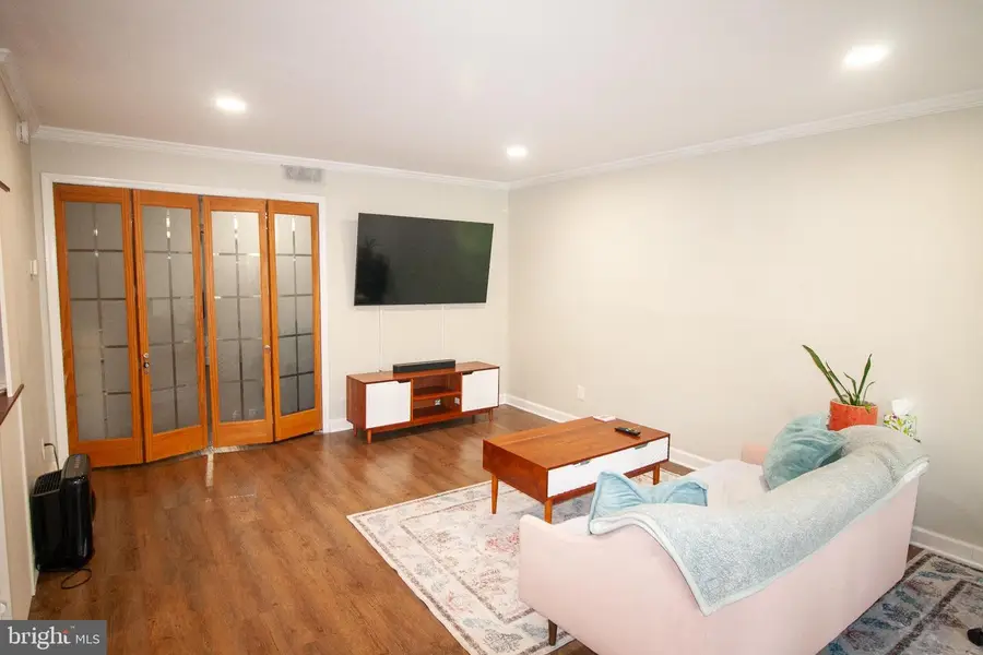 7548 Spring Lake Dr #a, Bethesda, MD 20817 - #2