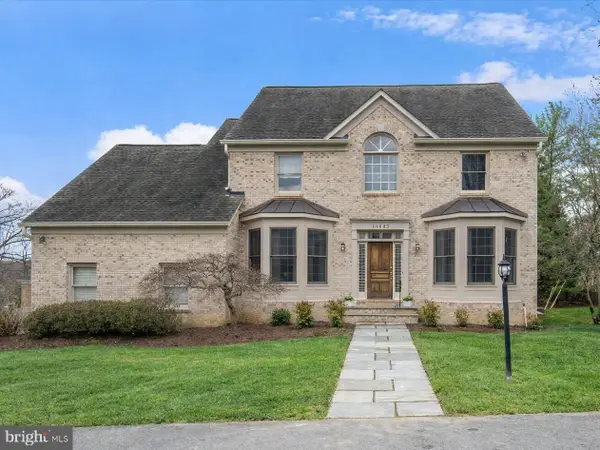 10409 Democracy Ln, POTOMAC, MD 20854