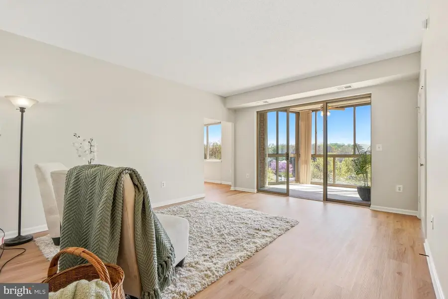 3210 N Leisure World Blvd #416, Silver Spring, MD 20906 - #2