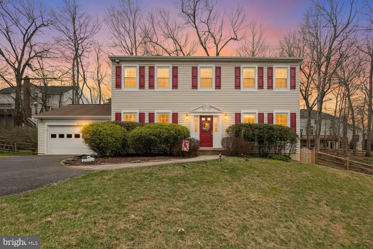 12244 Quince Valley Dr, Darnestown, MD 20878 - #1