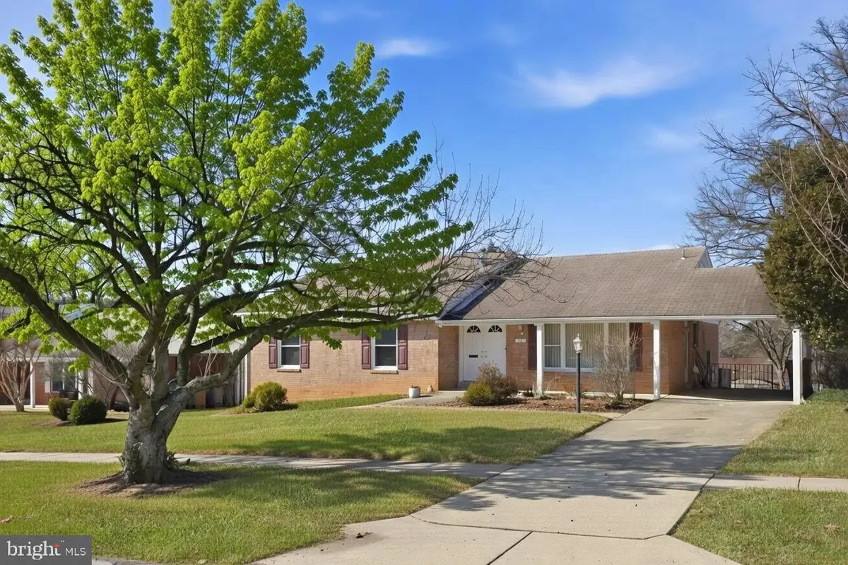 16 Clemson Ct, Rockville, MD 20850 - #1