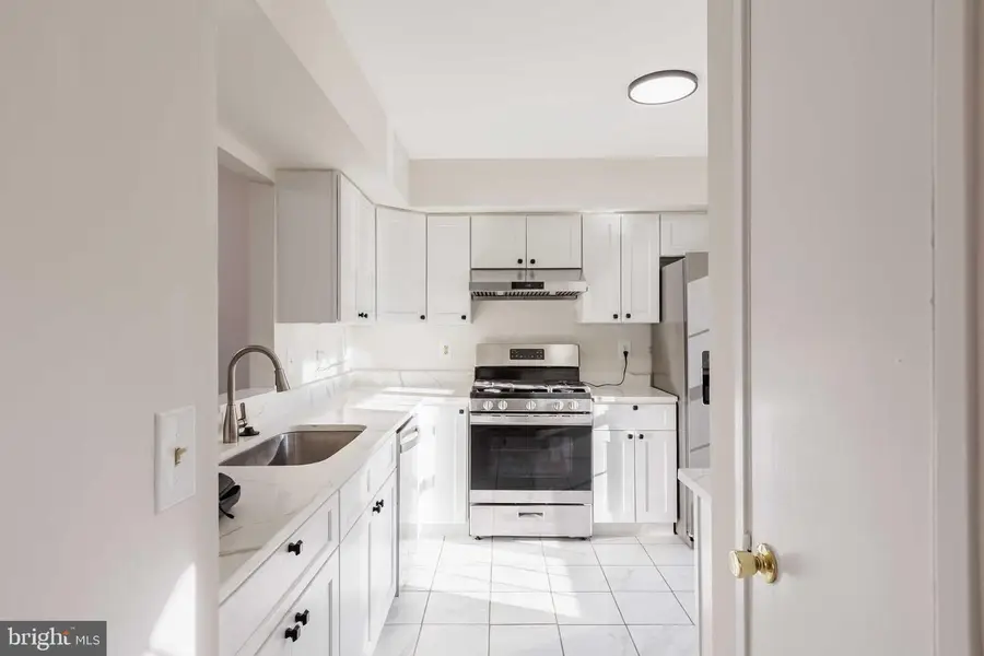 1014 Copperstone Ct, Rockville, MD 20852 - #3