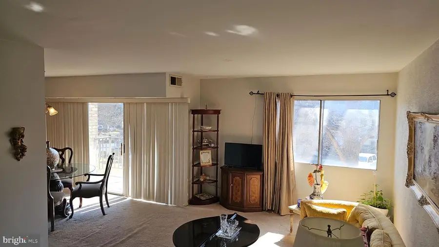 3800 Bel Pre Rd #3800-5, Silver Spring, MD 20906 - #3