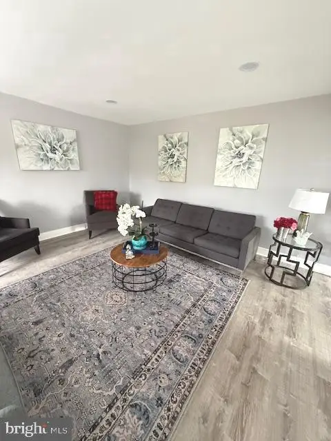 7635 Laytonia Dr, Gaithersburg, MD 20877 - #1