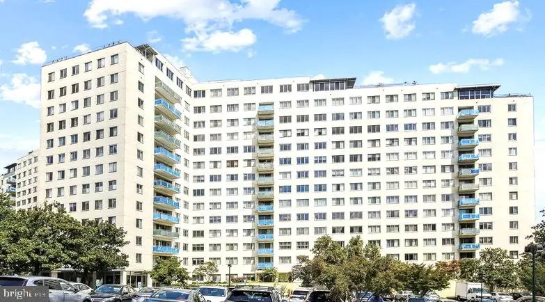 10201 Grosvenor #1204a, North Bethesda, MD 20852 - #1