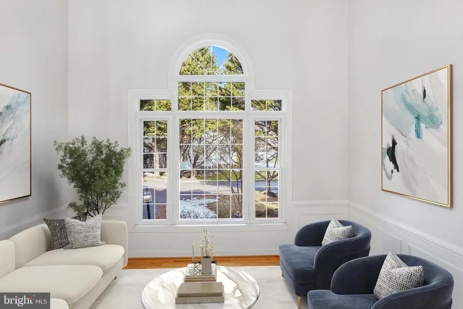 5406 Spruce Tree Ave, Bethesda, MD 20814 - #2