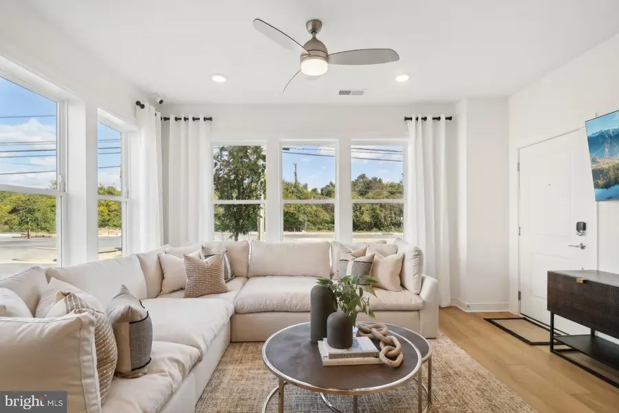 16144 Frederick Rd, Rockville, MD 20850 - #3